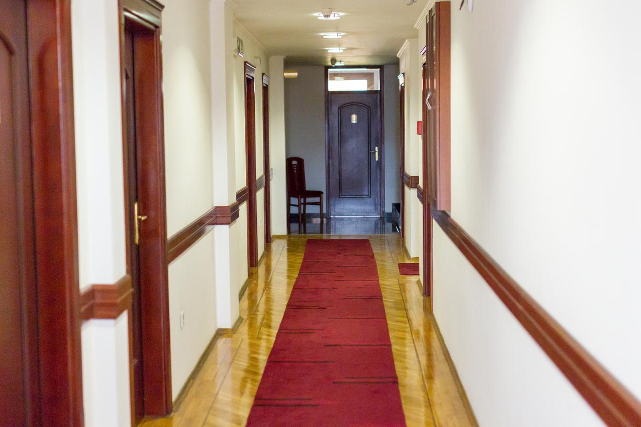 Hotel M3 Donje Mladice 외부 사진